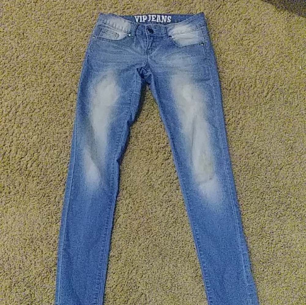 Low rise jeans